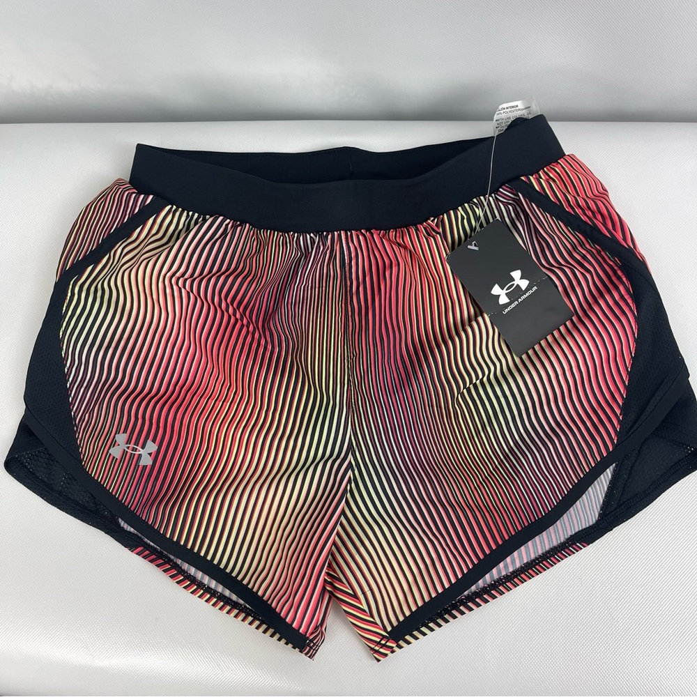 Under Armor‎ XS women’s running shorts.  NWT loose fit HeatGear